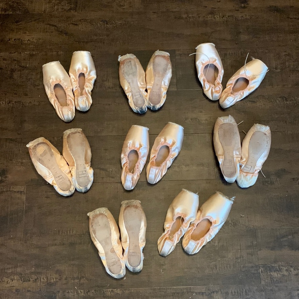 Pre-owned Freed pointe shoes